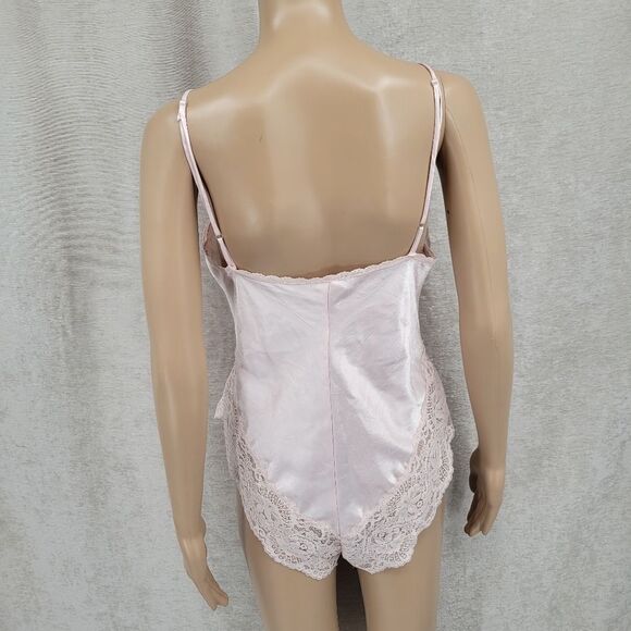 Jewels Vintage Light Pink Lace Bodysuit Teddy Negligee Coquettegirl Small - Picture 5 of 10